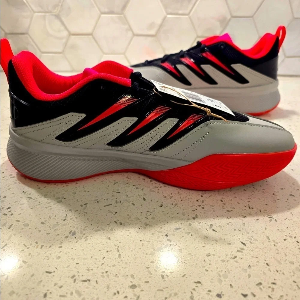 Adidas Men’s Dame Certified 3 Basketball Sneakers Size 9 Low Black Lucred NEW